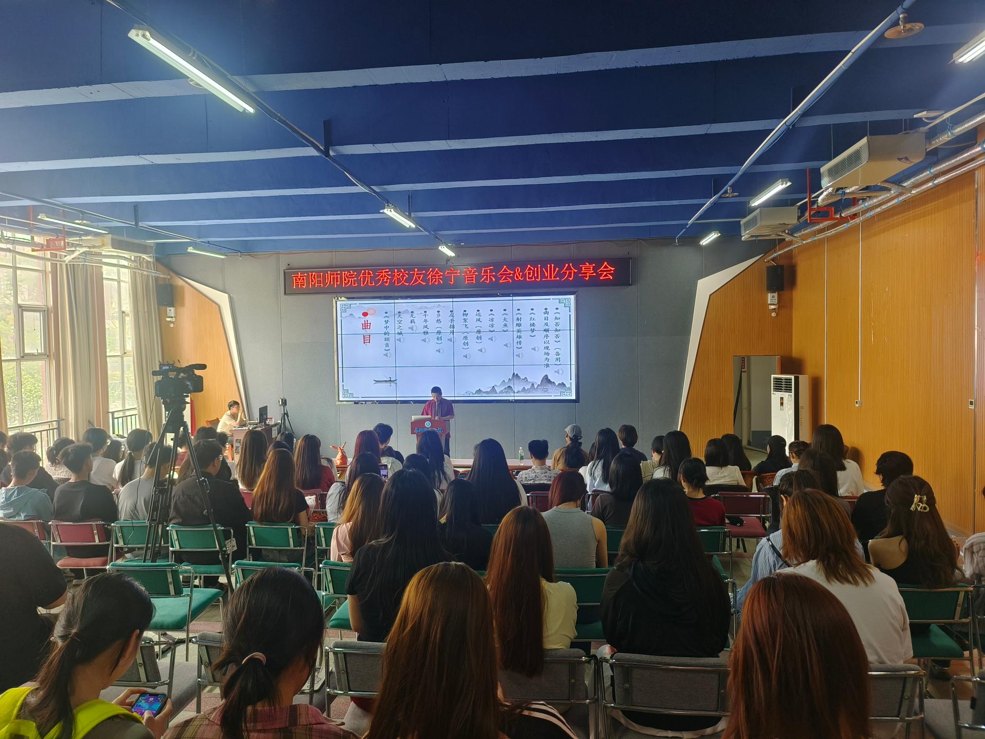 1活动现场.jpg