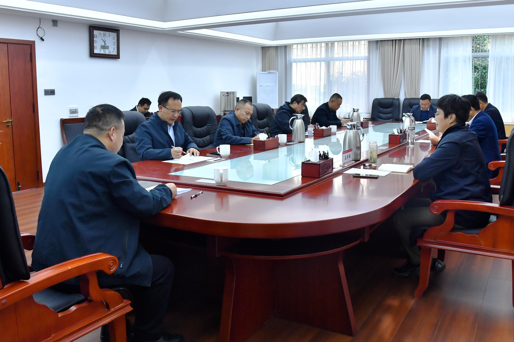 2会议现场.jpg