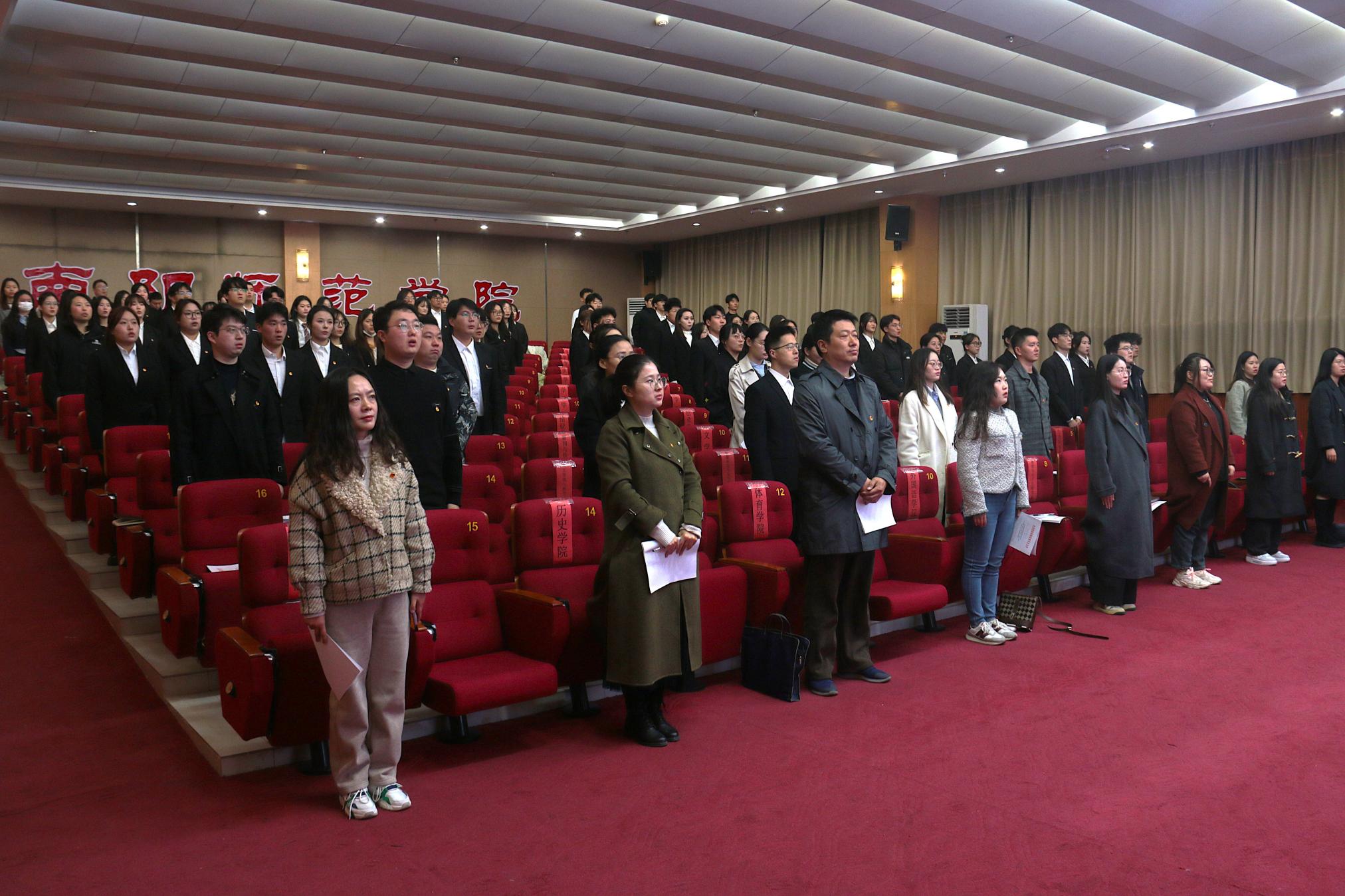 观众 (2).JPG
