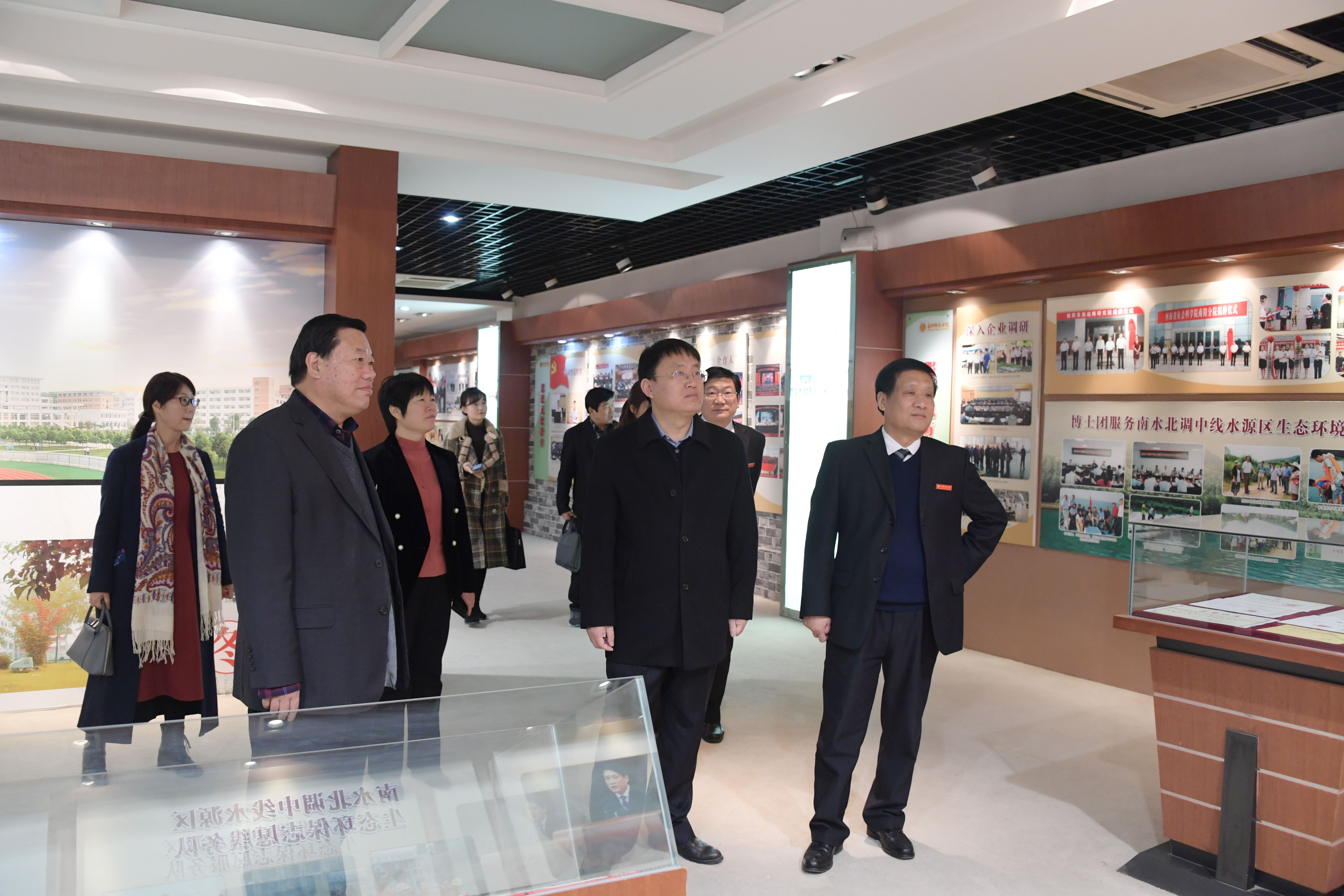 实地查看Beat365官网精神文明展馆.JPG