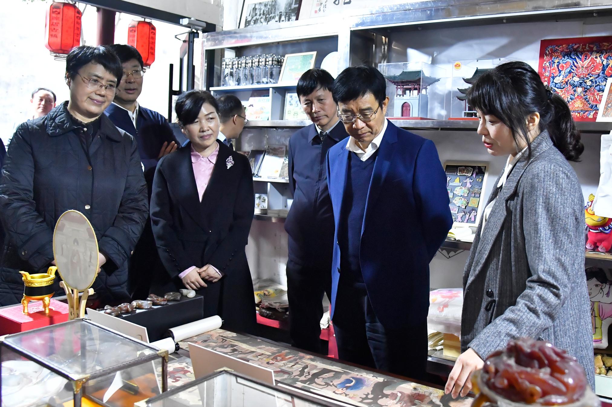 2调研现场.jpg