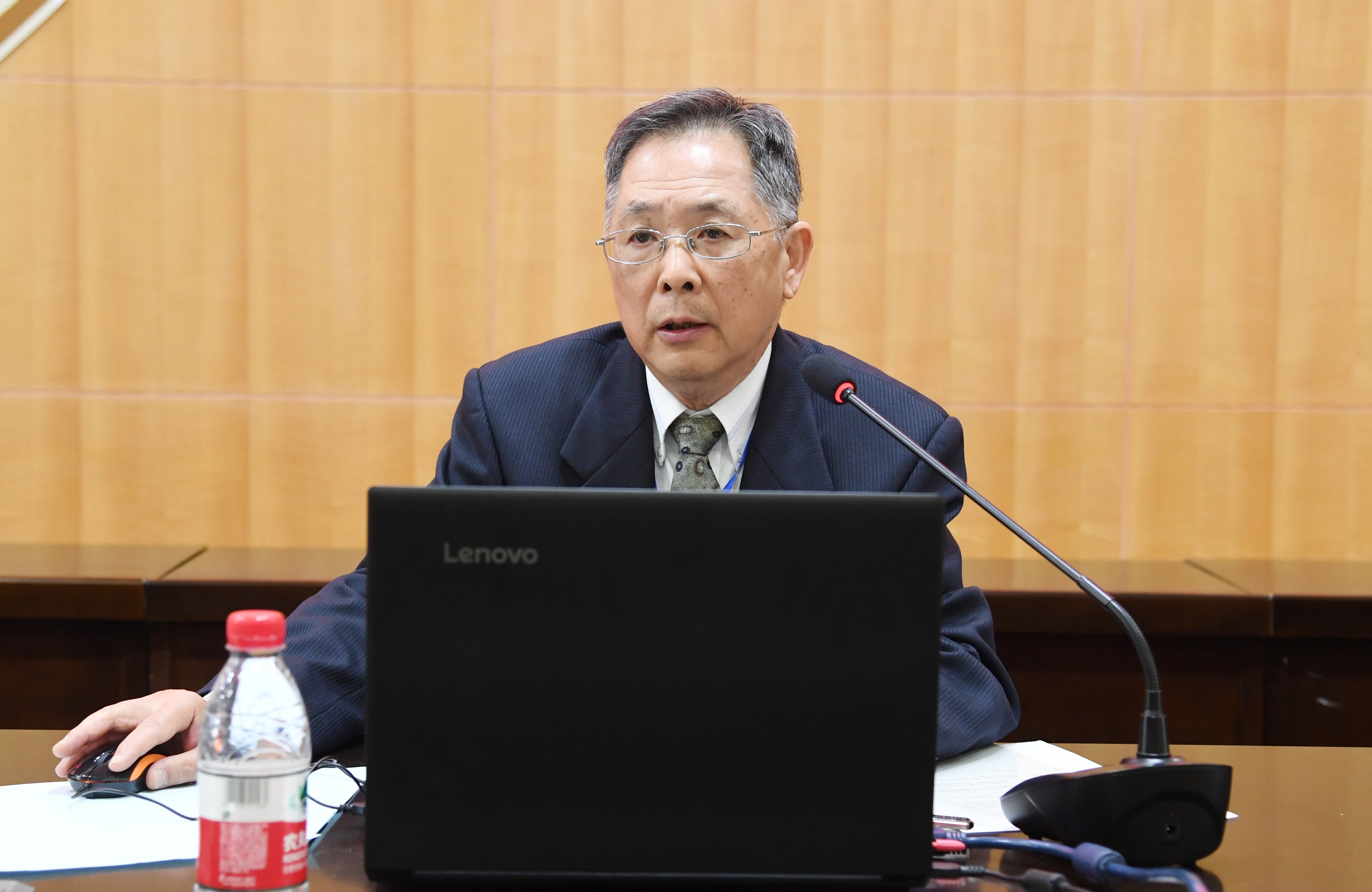 4台辅仁大学王初庆教授.JPG