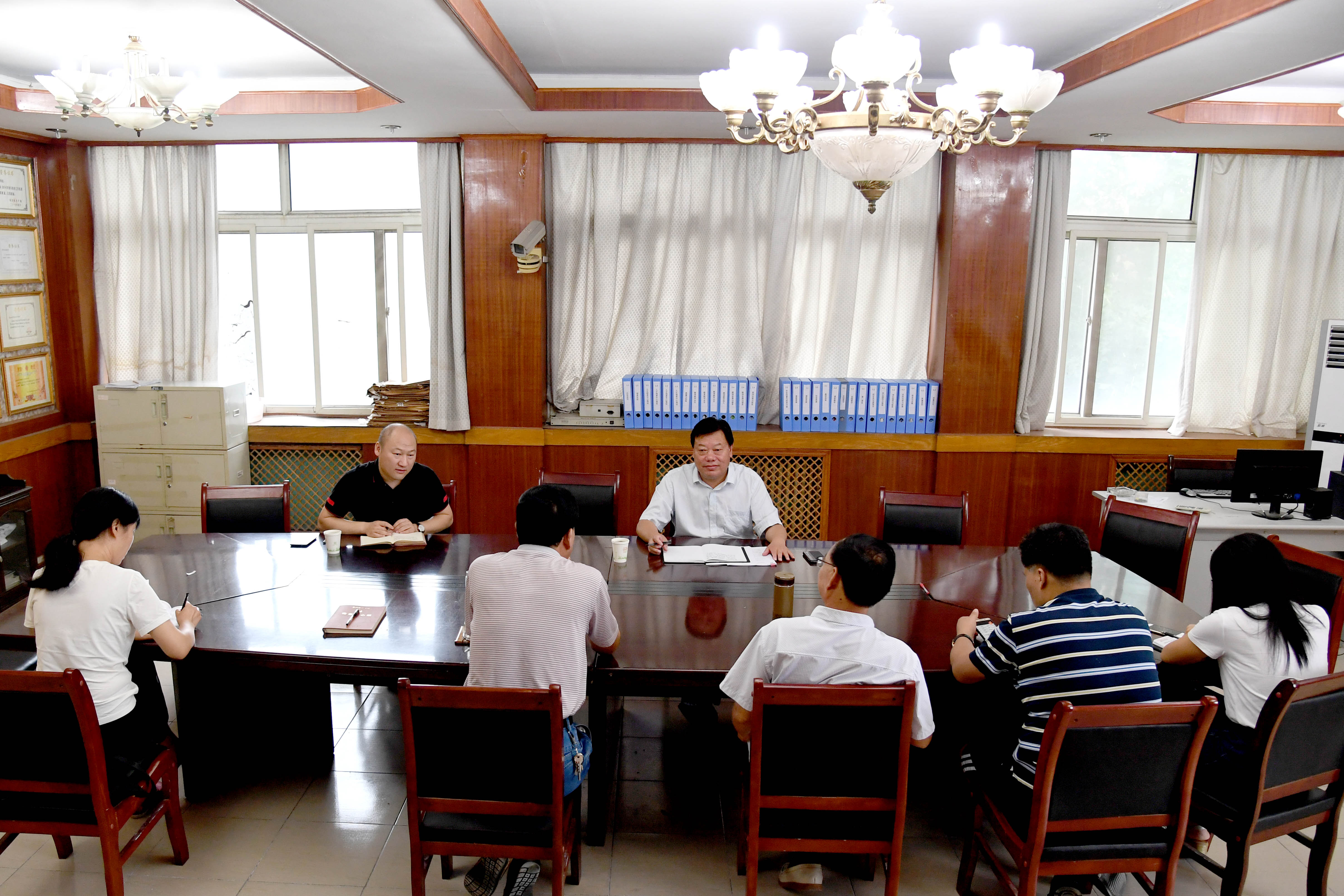 1调研新闻与传播学院.JPG